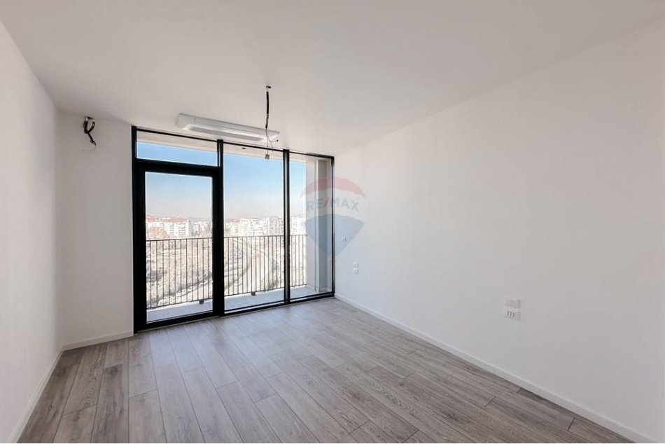 Tirane, jepet me qera apartament 2+1 Kati 7, 130 m² 1.300 € (Liqeni Artificial, LAKE VIEW)