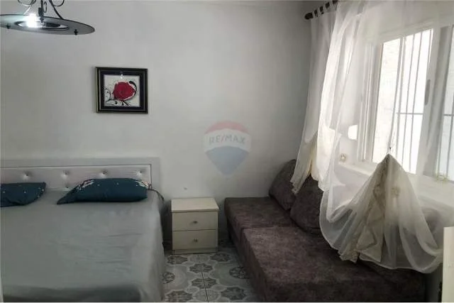 Tirane, shitet apartament 1+1 56 m² 95.000 Euro