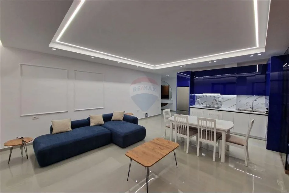 Apartament 2+1 me pamje nga deti ne shitje,Vlore