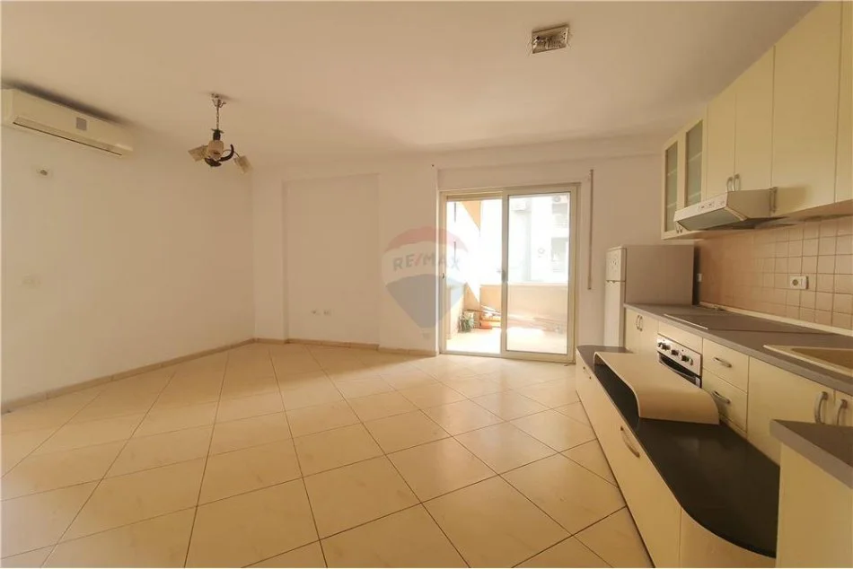 Tirane, shitet apartament 2+1 Kati 3, 105 m² 130,000 € (Astir - Rruga Aleksandri i Madh - Astir, Albania)
