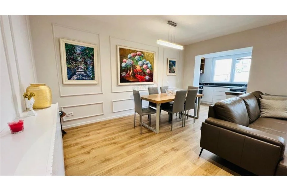 Tirane, jepet me qera apartament 2+1 Kati 2, 110 m² 1,000 € (Sulejman Pasha)