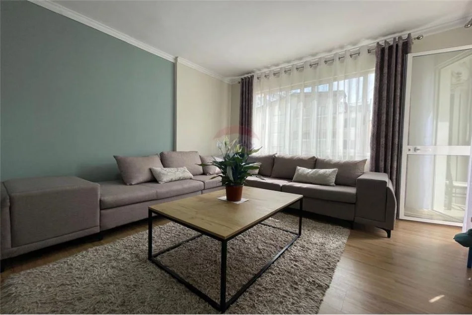 Tirane, shitet apartament 1+1 Kati 1, 75 m² 80.000 € (Besim Alla)