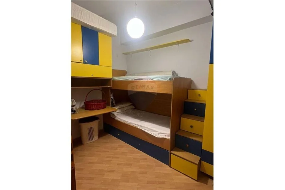 Shqiperi, jepet me qera apartament 2+1 Kati 7, 120 m² 550 € (Rruga Dhimitër Shuteriq - Komuna e parisit - Komuna e Parisit, Shqipëri)