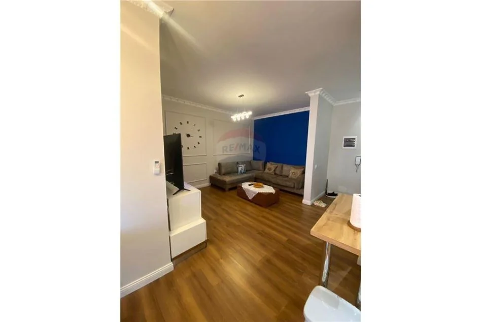 Tirane, jepet me qera apartament 2+1 , 80 m² 550 € (Rruga Dibres(prane Kompleksit Halili))