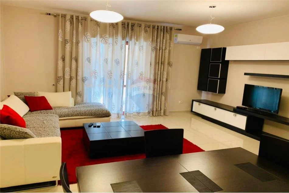 Tirane, shitet apartament 1+1+Aneks+Ballkon Kati 6, 83 m² 160.000 € (Skender Luarasi - Komuna e Parisit)