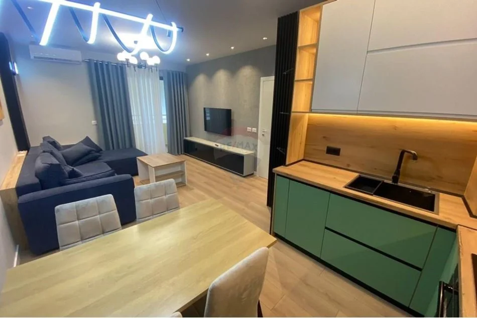 Tirane, shitet apartament 2+1 Kati 5, 87 m² 142.000 € (Laprakë,)