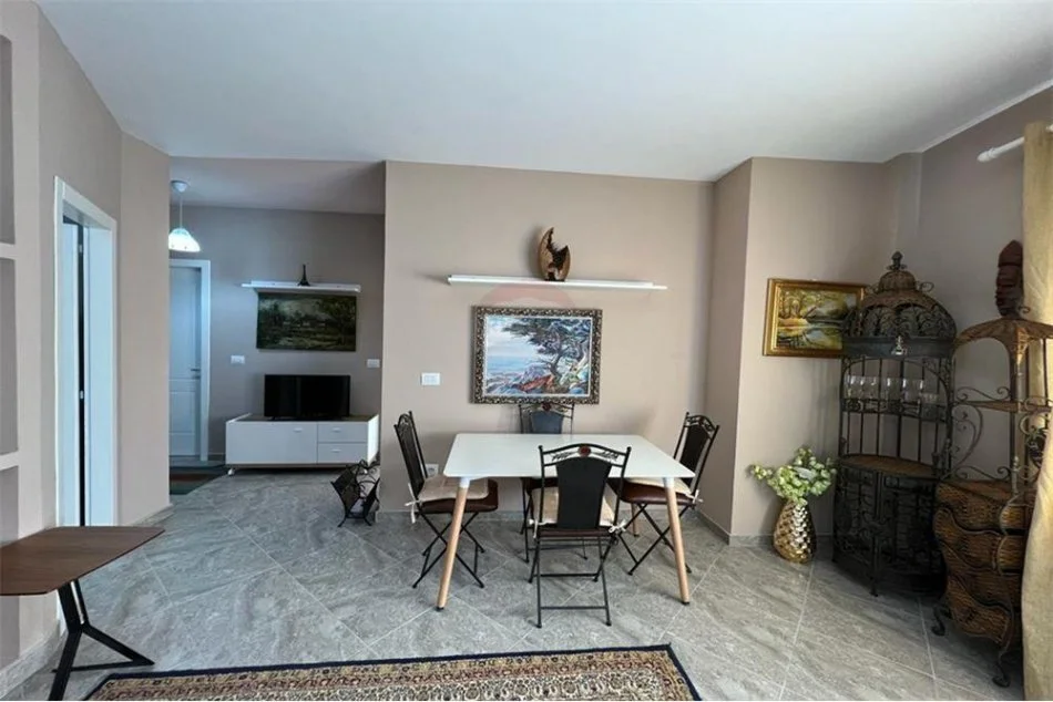 Tirane, jepet me qera apartament 2+1 Kati 2, 95 m² 450 € (Kopshti Zoologjik - Kopshti Zoologjik, Shqipëri)