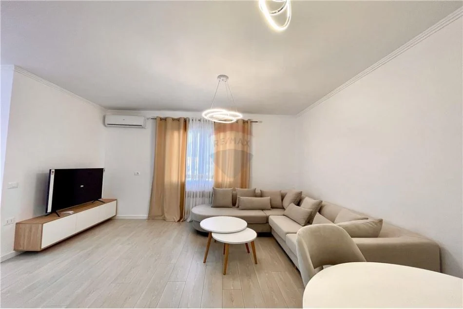 Tirane, jepet me qera 1+1+Ballkon Kati 6, 83 m² 800 € (Sami Frasheri)