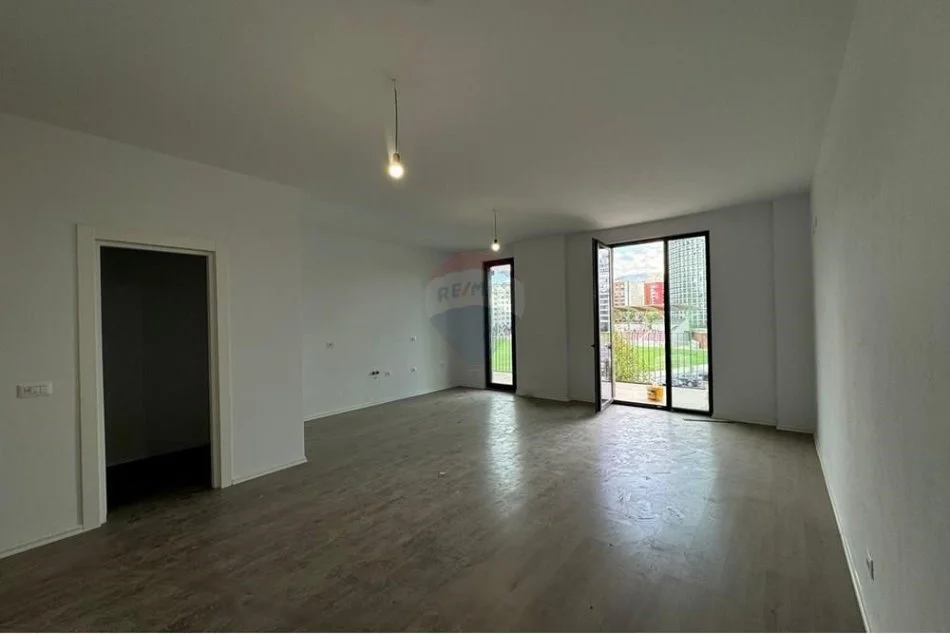 Tirane, jepet me qera apartament 2+1 Kati 3, 151 m² 2.300 € (APARTAMENT 2+1+2 PER QIRA TEK ALTANA RESIDENCE!)