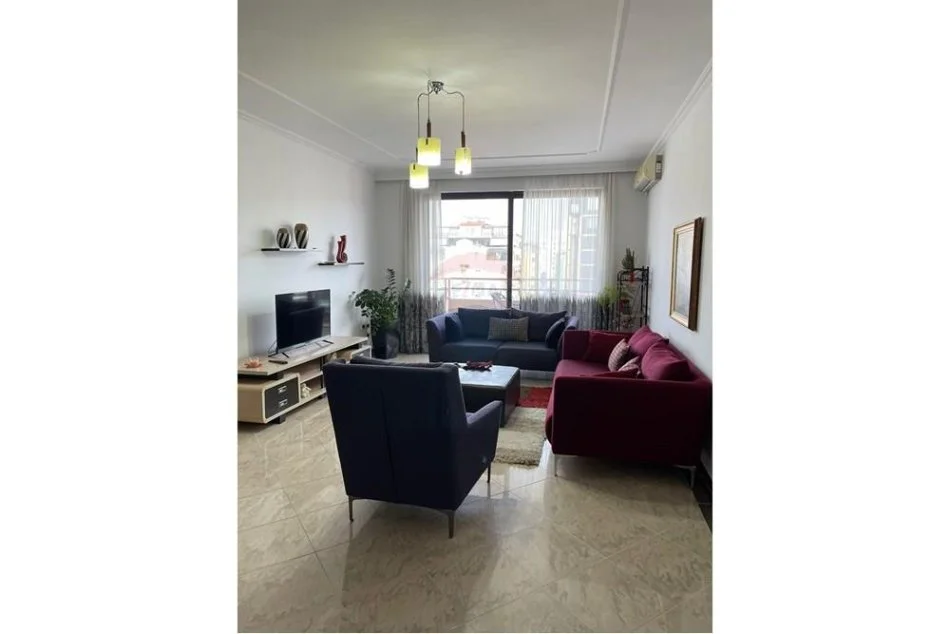 Tirane, jepet me qera apartament 2+1+Aneks+Ballkon Kati 8, 145 m² 800 € (Bllok - Libri Universitar)