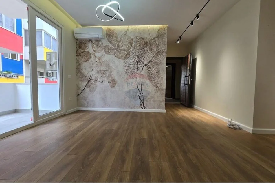 Tirane, shitet apartament 2+1 , 67 m² 147.000 € (Kopshti Zoologjik)