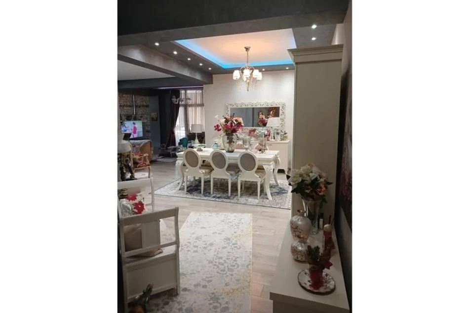 Tirane, shitet 2+1 , 135 m² 250.000 € 