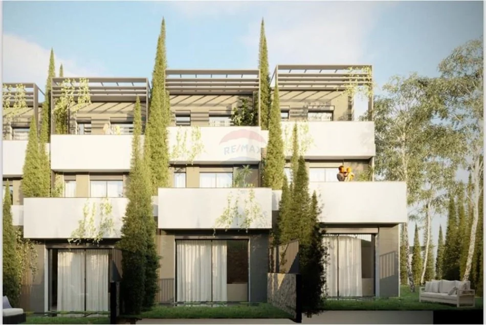 Tirane, shitet Vile 5+1+Aneks+Ballkon Kati 0, 235 m² 446.500 € (Farke)