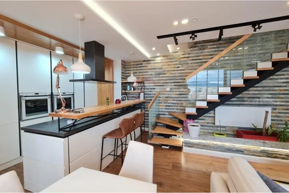 Tirane, shitet apartament 5+1 Kati 6, 189 m² 500.000 € (Perballe Kristal Center - Rezidenca Kodra e Diellit, Shqipëri)