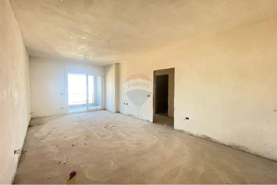 Tirane, shitet apartament 2+1+Aneks+Ballkon Kati 7, 107 m² 137.000 € (rruga 5 maj)