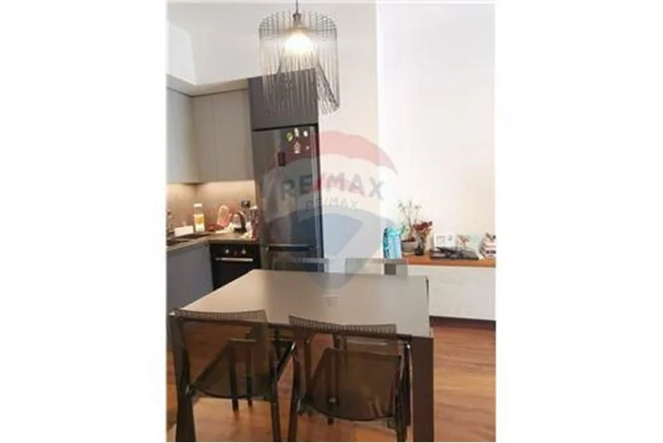 Tirane, shitet apartament 1+1 Kati 5, 75 m² 166.300 € (21 Dhjetori)