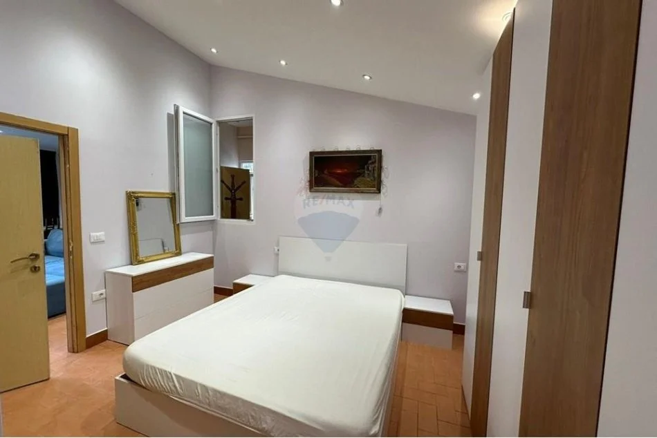 Tirane, jepet me qera 2+1 Kati 3, 85 m² 600 € (Myslym Shyri, Shqipëri)