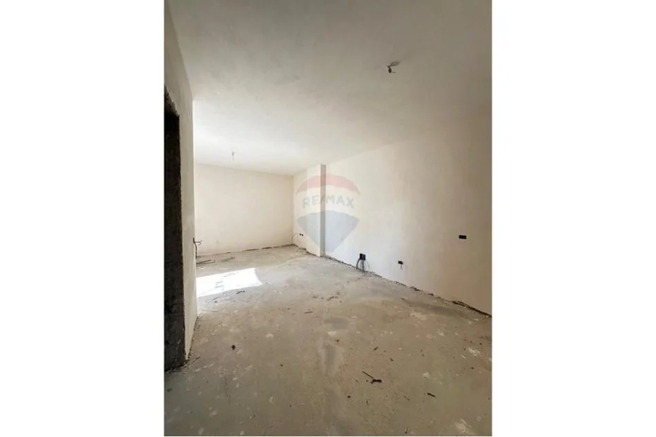 Tirane, shitet apartament 1+1 Kati 4, 80 m² 208.000 € (Galeria Roma - Rruga e Kavajës)