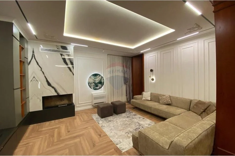 Tirane, jepet me qera 4+1+Aneks+Ballkon Kati 0, 2.200 € (Autostrada Tirane - Elbasan)