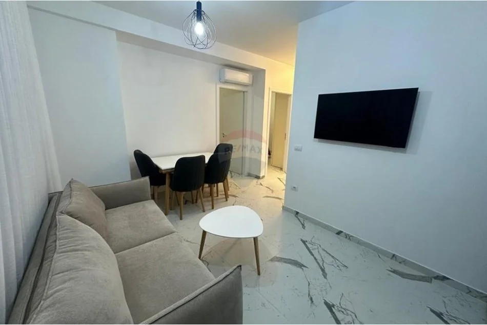 Tirane, jepet me qera apartament 2+1 Kati 6, 90 m² 750 € (Myslym Shyri)