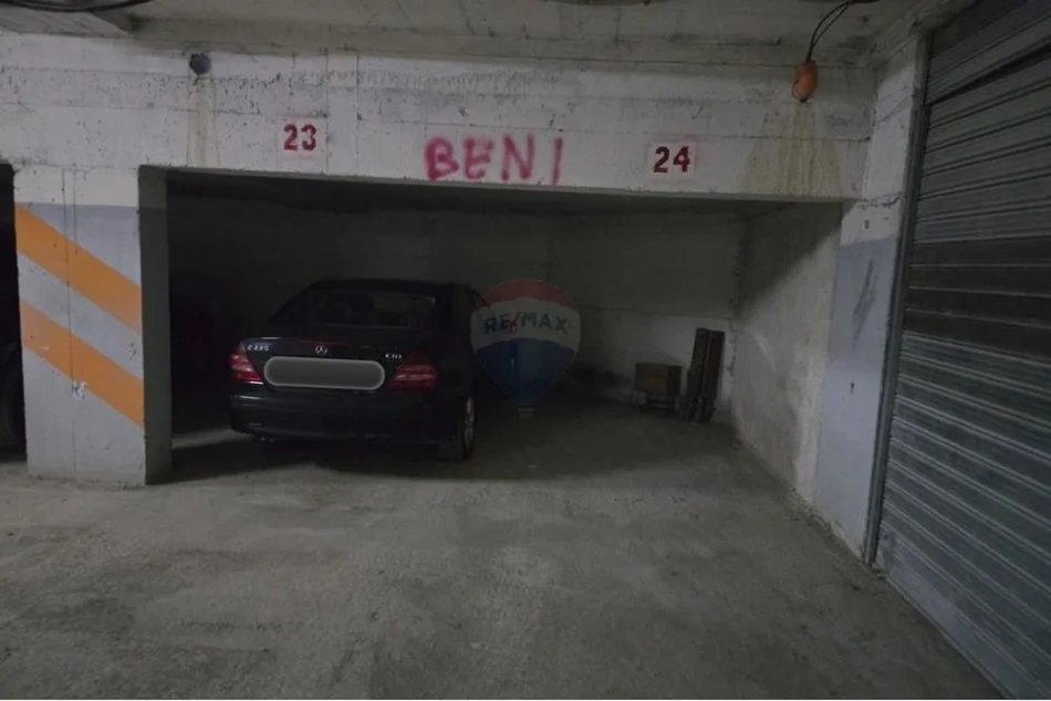 Vlore, shitet , (Skele)