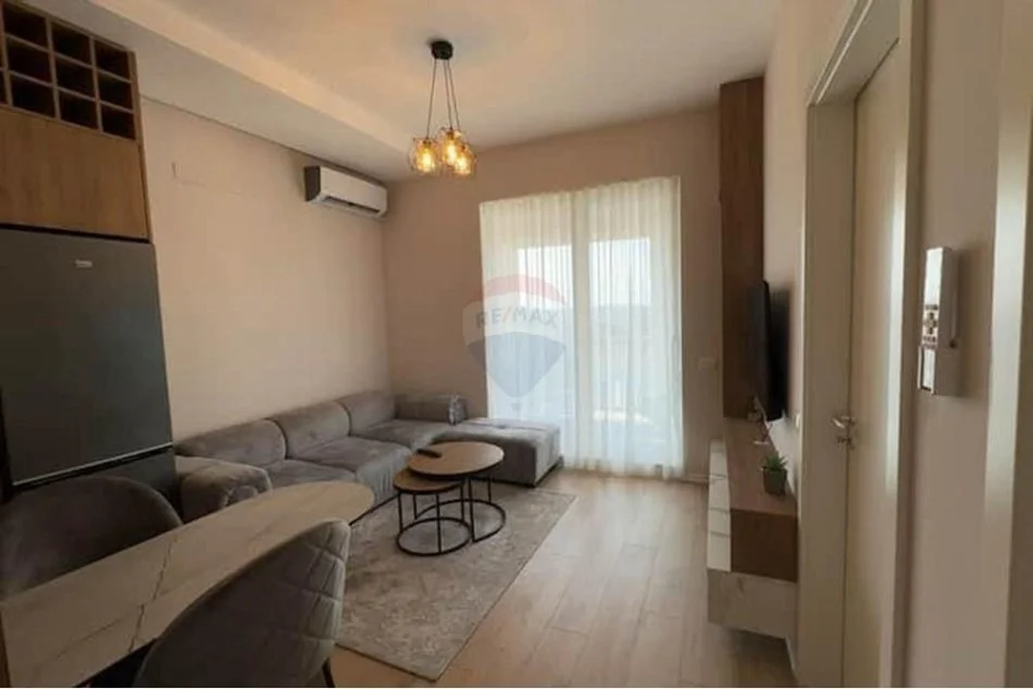 Tirane, jepet me qera apartament , 68 m² 650 € (Siri Kodra)