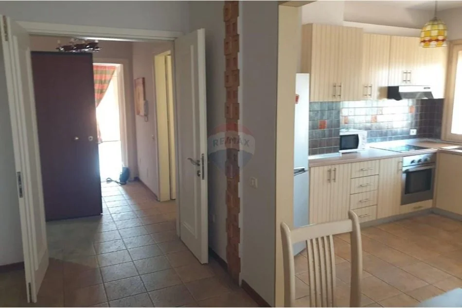 Tirane, jepet me qera apartament Dublex Kati 6, 265 m² 1.000 € (bllok)