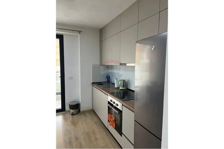 Tirane, jepet me qera apartament 2+1 Kati 4, 93 m² 600 € (Fusha e Aviacionit, Shqipëri)