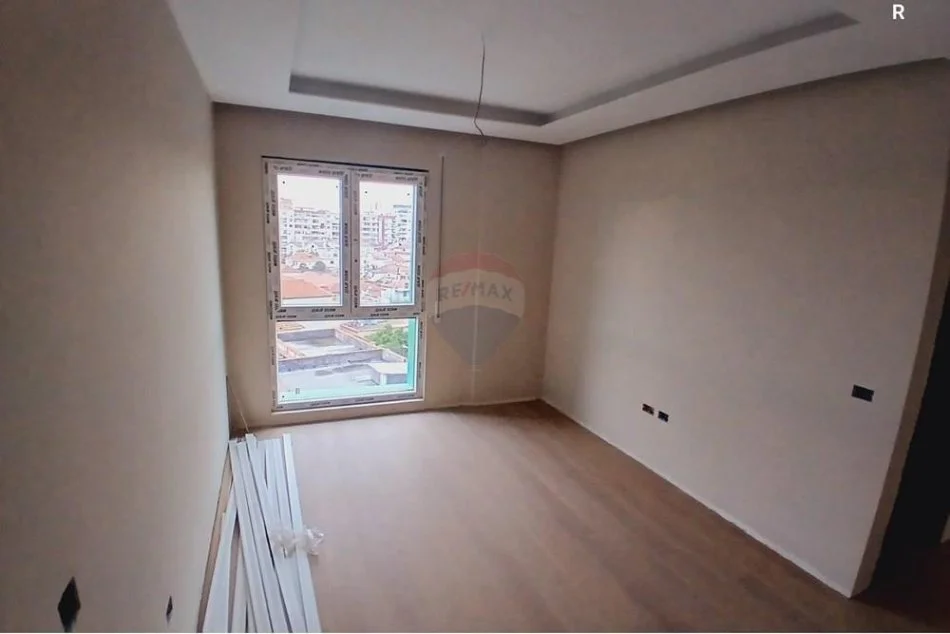 Tirane, shitet apartament 1+1 Kati 4, 53 m² 105.600 € (Treni - Bulevardi i Ri, Shqipëri)