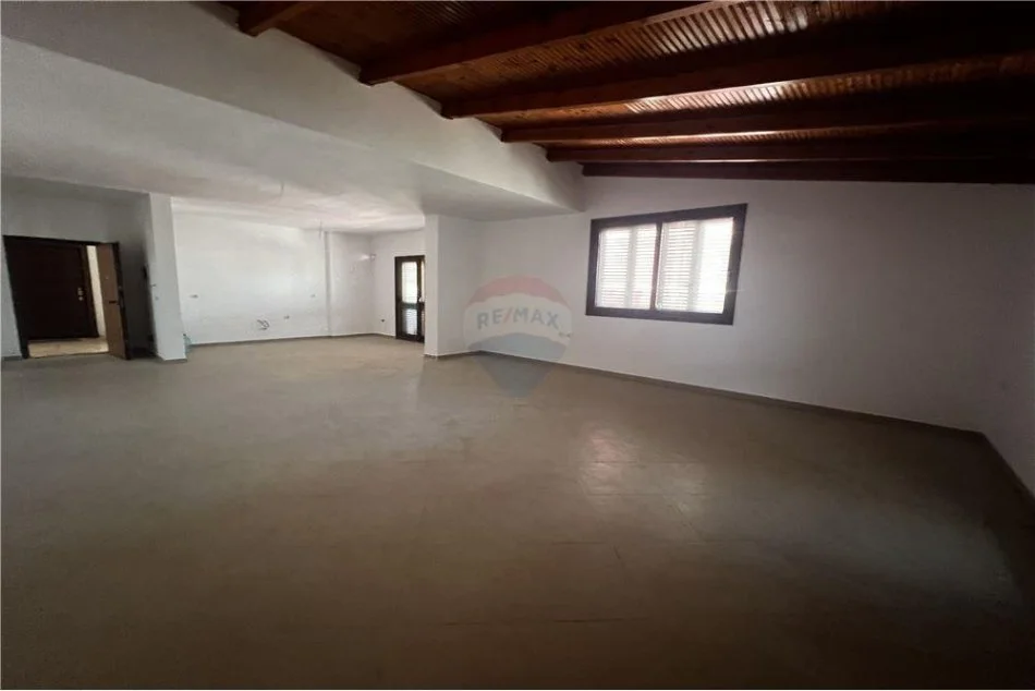 Vlore, shitet apartament+verande | Penthouse 3+1+Aneks+Ballkon Kati 9, 247 m² 209.950 € (Albano&amp;Romina)