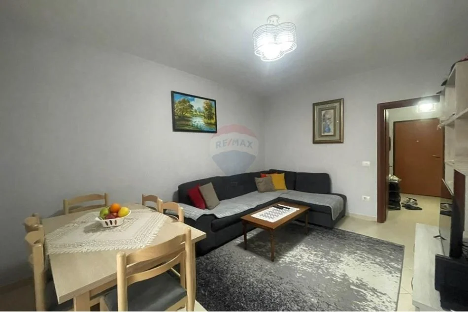 Tirane, jepet me qera apartament 2+1 Kati 5, 100 m² 400 € (Astir, prane 2 Palmave)