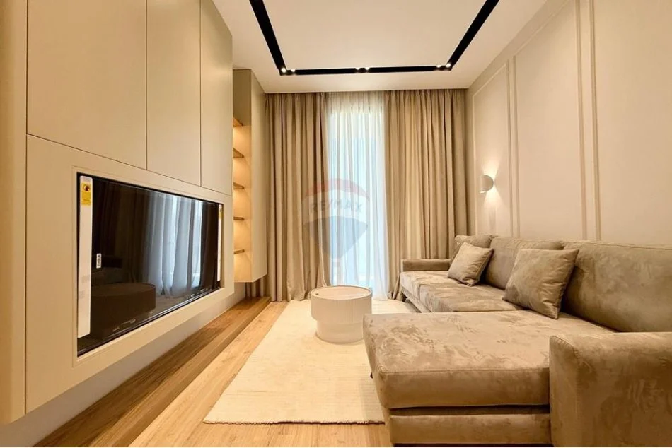 Tirane, jepet me qera 1+1+Ballkon Kati 5, 75 m² 1.000 € (Rruga e Kosovareve)