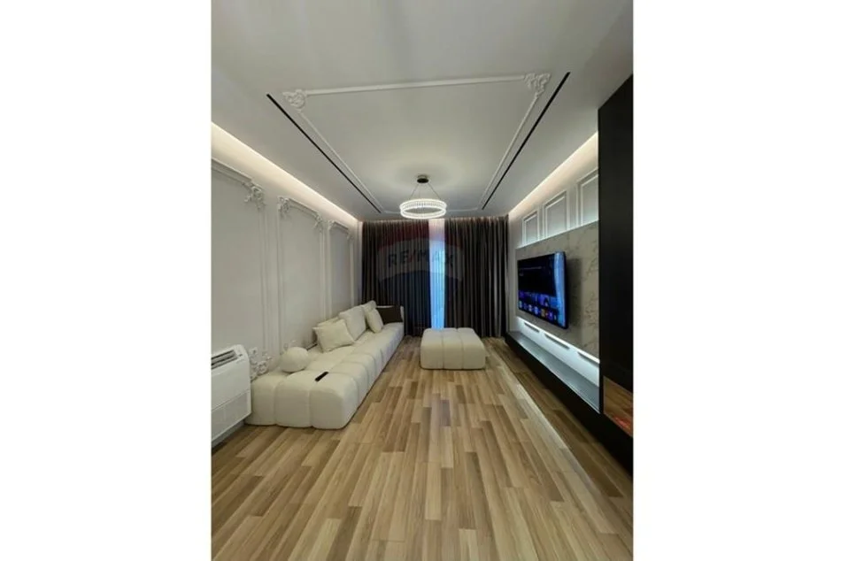 Tirane, shitet apartament 2+1+Ballkon Kati 7, 117 m² 230.000 € 