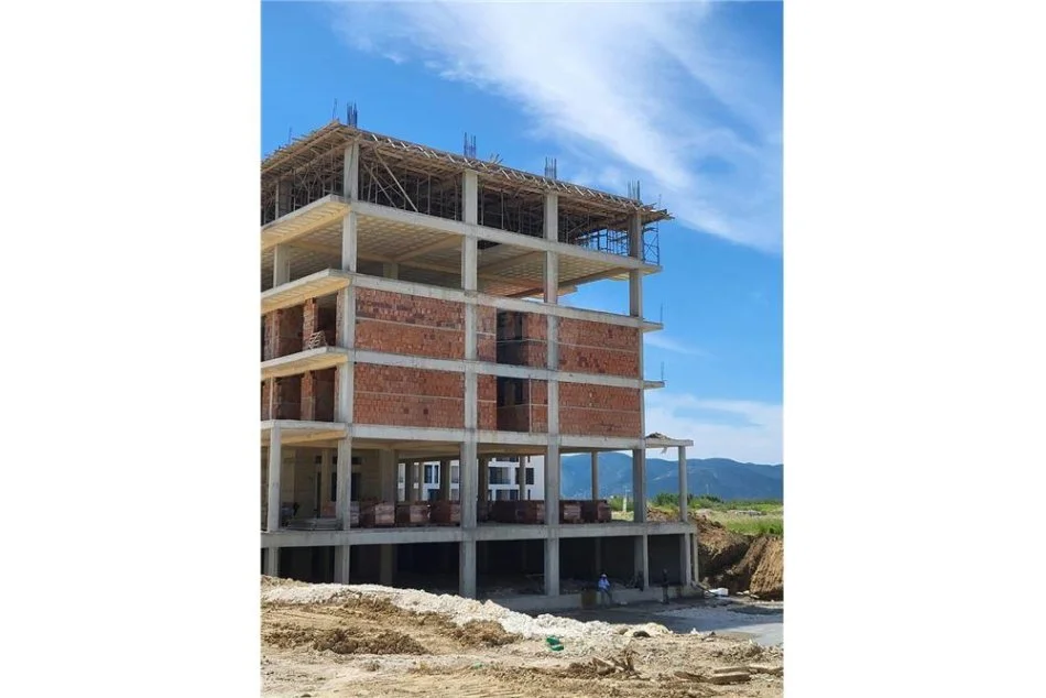 Radhime - Orikum, shitet apartament 2+1 , 76 m² (Orikum)