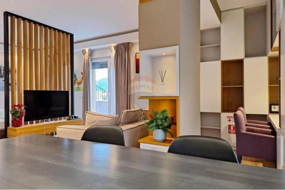 Tirane, jepet me qera garsonier 1+1 Kati 7, 60 m² 600 € (muhamet gjollesha)