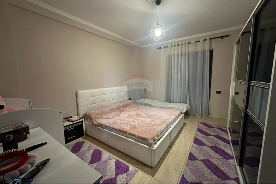 Tirane, jepet me qera apartament 1+1+Ballkon Kati 6, 75 m² 550 € 
