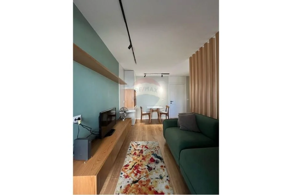 Tirane, jepet me qera apartament 1+1 Kati 4, 55 m² 570 € 