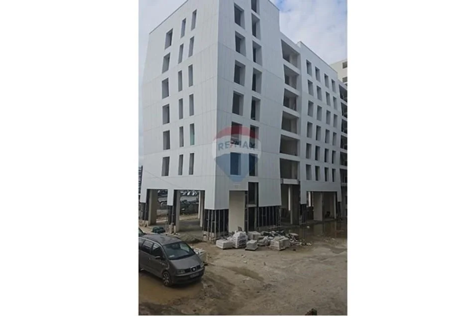 Tirane, shitet apartament 1+1+Ballkon Kati 6, 74 m² 111.300 € 