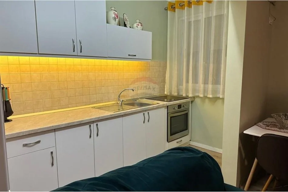 Tirane, shitet apartament Kati 5, 63 m² 117.000 € (frosina plaku)