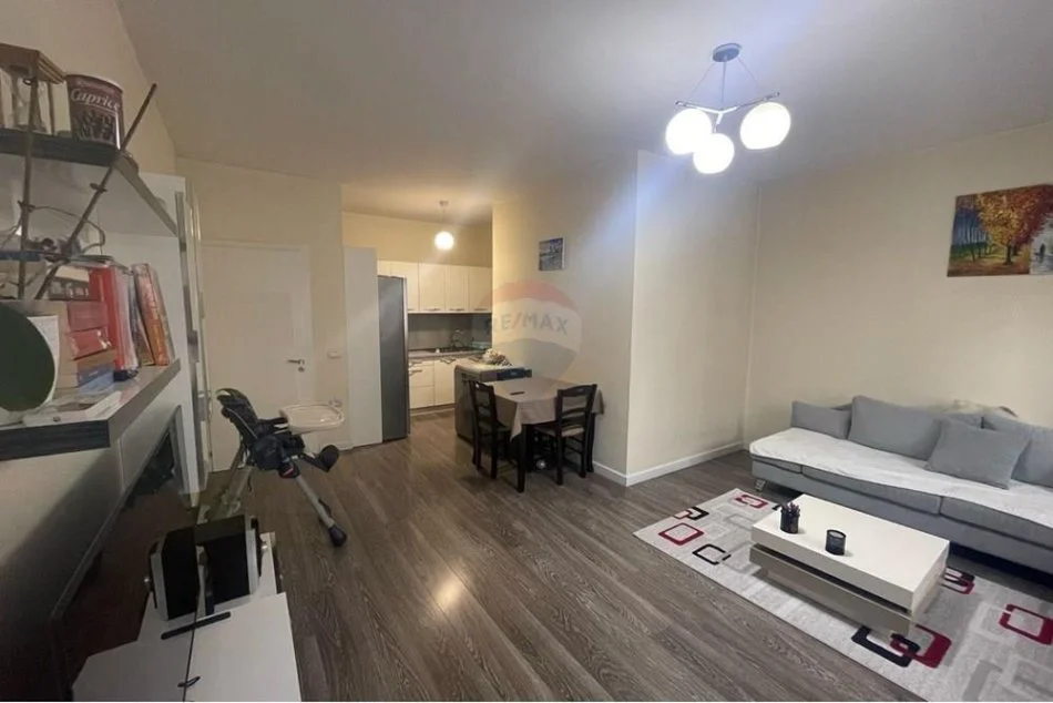 Tirane, shitet apartament 2+1+Ballkon Kati 4, 108 m² 150.000 € (teodeor keko)