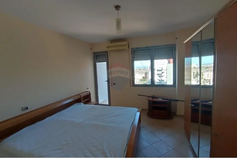 Tirane, jepet me qera apartament 1+1 Kati 5, 73 m² 500 € 