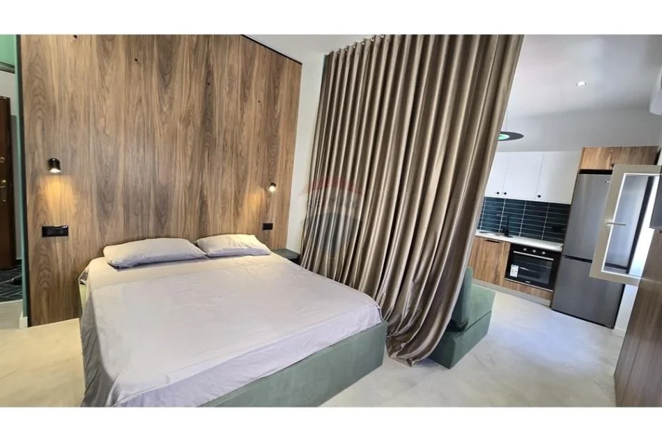 Tirane, jepet me qera 1+1 , 38 m² 500 € (shallvaret)