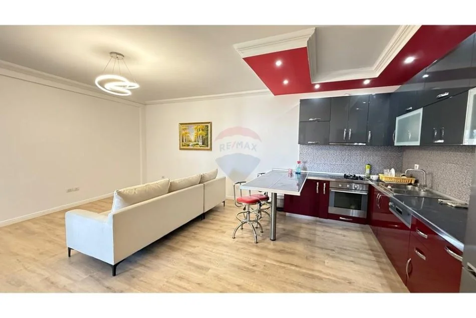 Tirane, jepet me qera apartament 2+1 , 100 m² 1.000 € (rruga elbasanit)