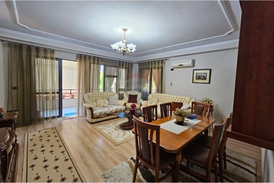 Tirane, jepet me qera 1+1 Kati 3, 100 m² 500 € (rruga mine peza)