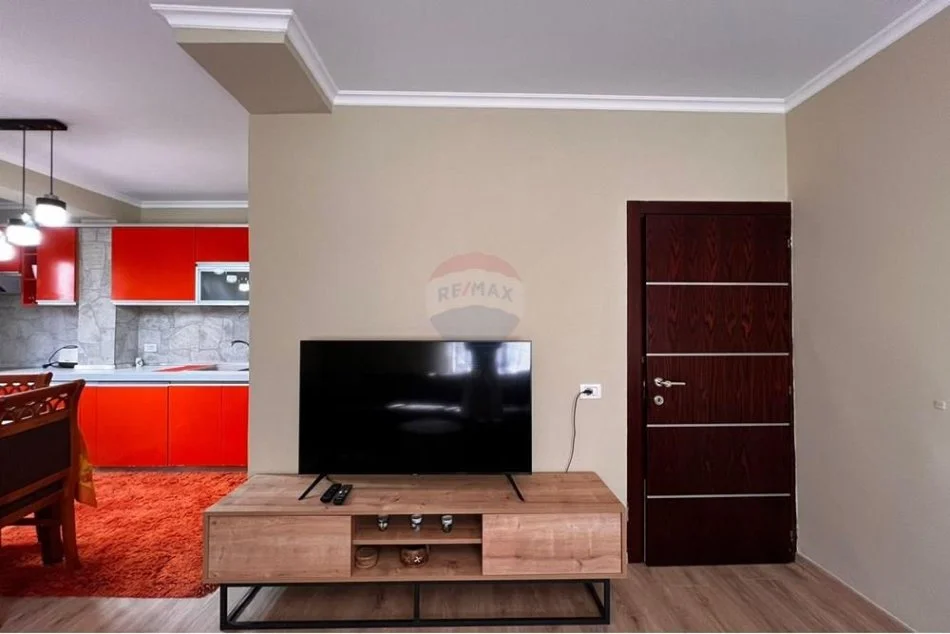 Tirane, jepet me qera apartament 2+1 Kati 4, 60 m² 650 € (stadiumi dinamo)