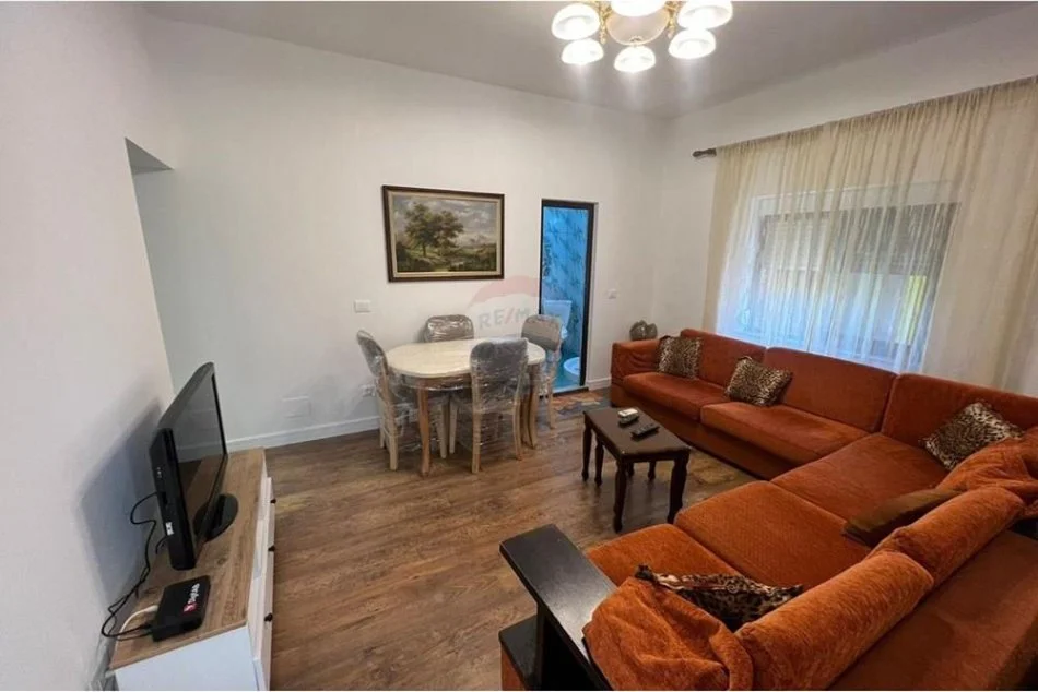 Tirane, jepet me qera apartament 2+1 Kati 2, 101 m² 600 € (rruga mine peza)