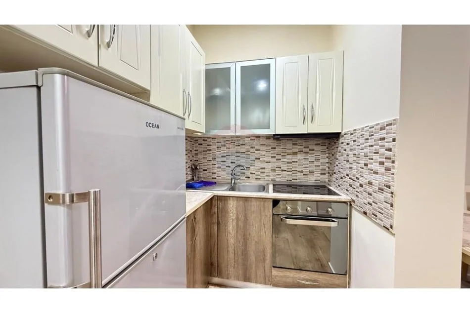 Shqiperi, jepet me qera Vile 2+1 Kati 1, 78 m² 600 € (myslym shyri)