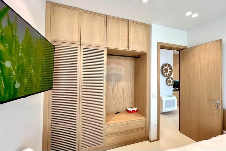 Vlore, shitet apartament 1+1+Ballkon Kati 2, 57 m² 185.000 € (Lungomare)