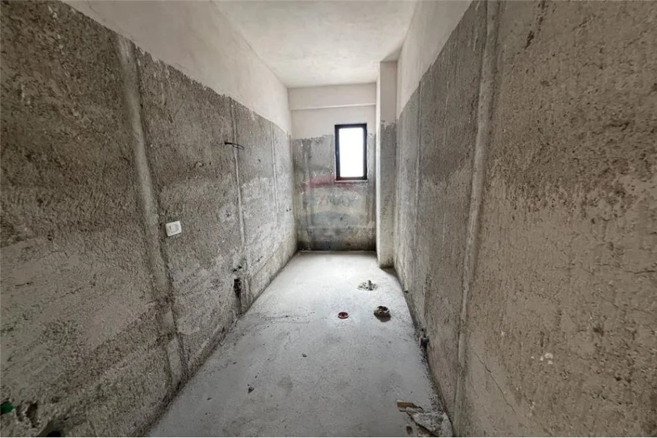 Vlore, shitet apartament+verande | Penthouse 2+1+Ballkon , 200 m² (Skele)