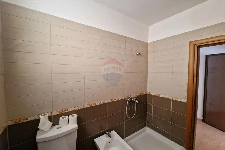 Vlore, shitet apartament Kati 1, 61 m² 64.900 € (Uje i Ftohte)